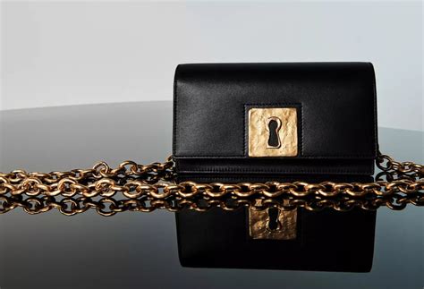 designer wallet on chain bags